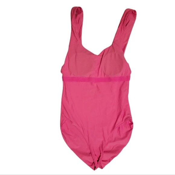Swimsuit sample - Picture 3 of 5